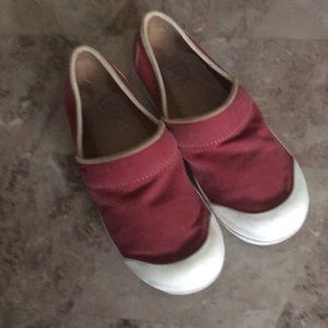 Vegan Canvas Dansko slip on shoes